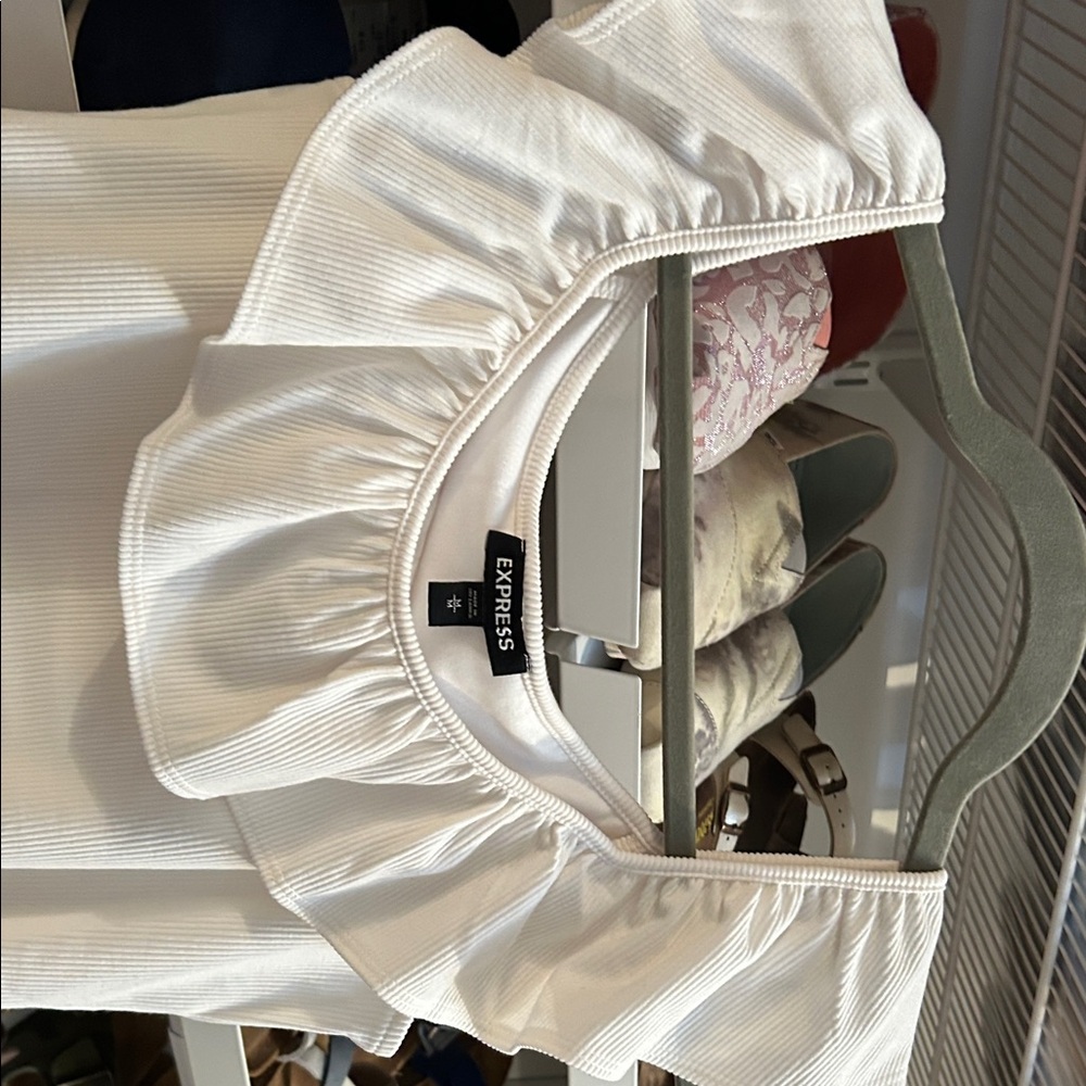 Express Cream Ruffled Bodysuit - Picture 5 of 6